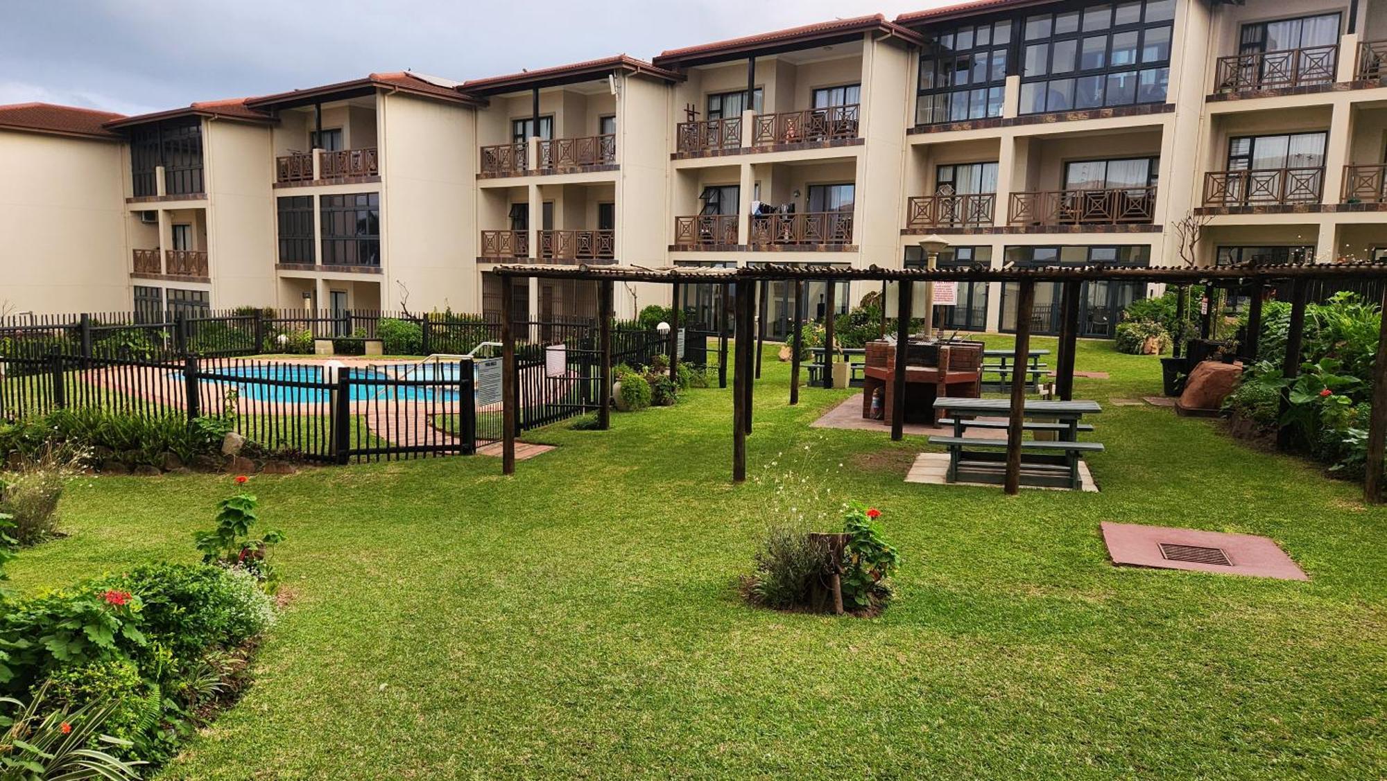Topanga 17 Uvongo Beach Εξωτερικό φωτογραφία