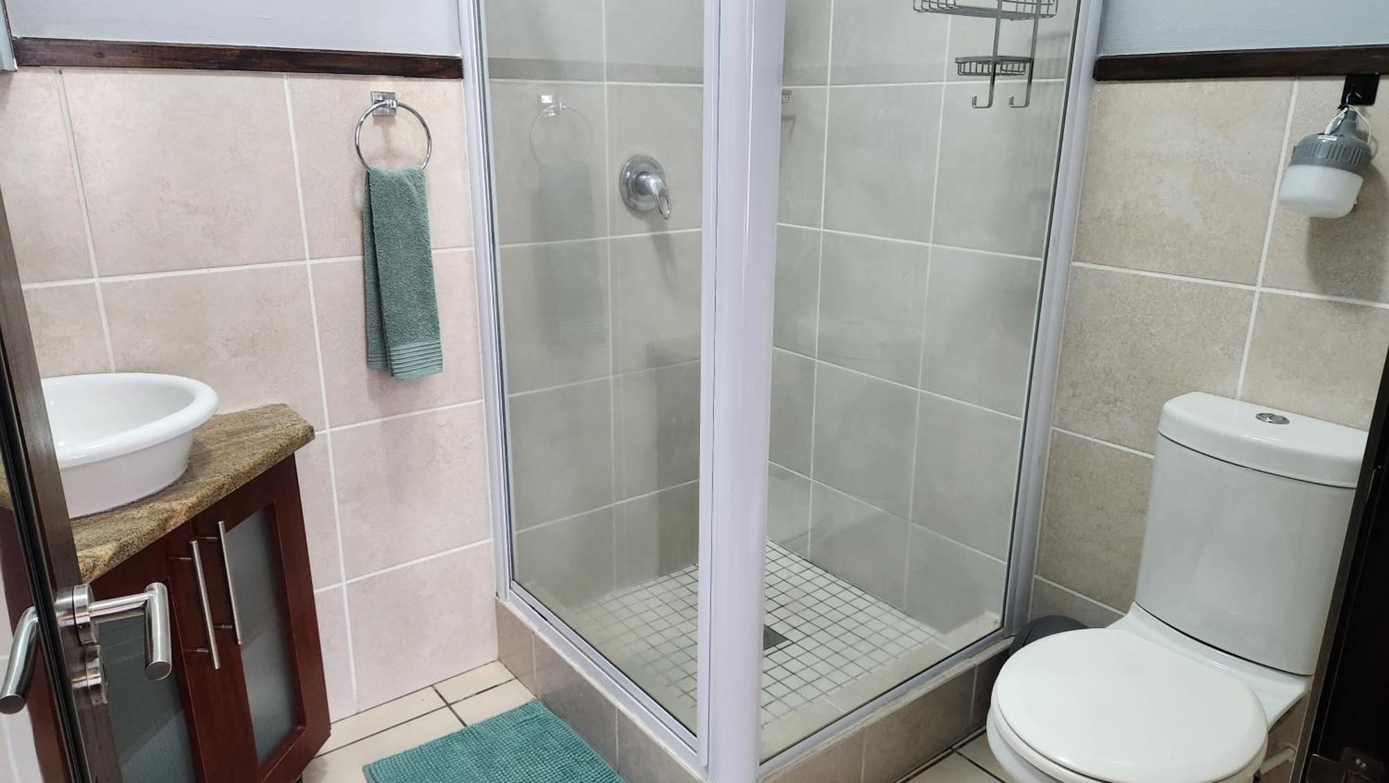 Topanga 17 Uvongo Beach Εξωτερικό φωτογραφία